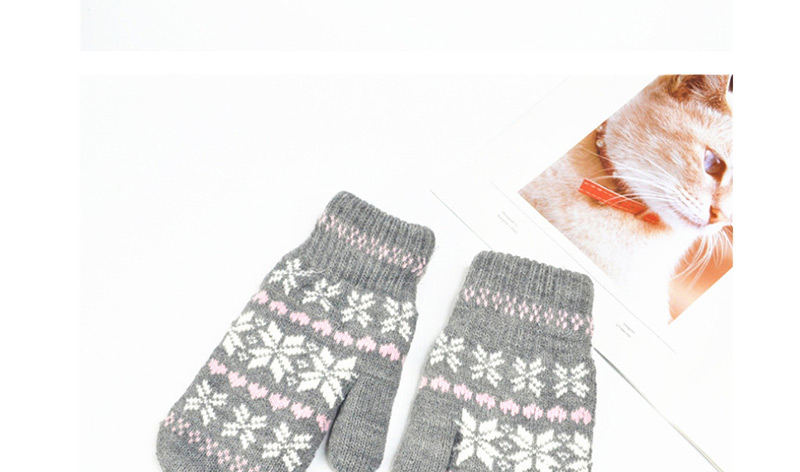 Fashion Dark Gray Knitted Double-layered Snowflake Mitt,Full Finger Gloves