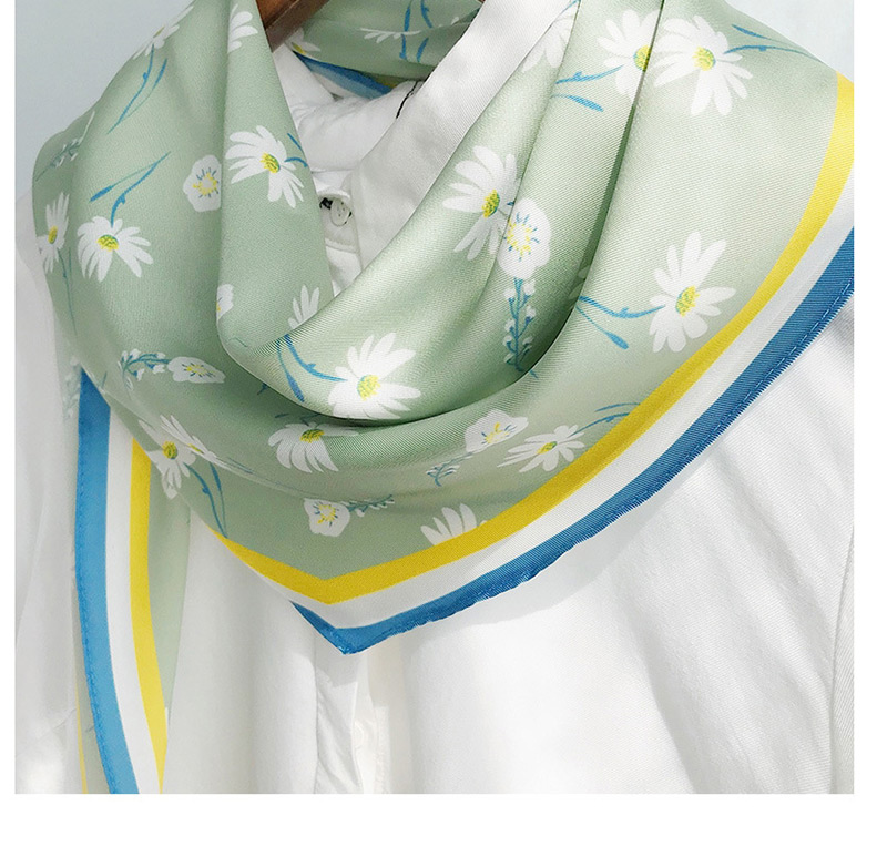 Fashion Diamond-shaped Apricot Bottom Green Fruit And Vegetable Twill Diamond Scarf Scarf,Thin Scaves
