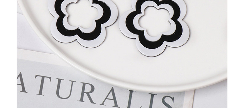 Fashion Black + White Acrylic Flower Earrings,Drop Earrings