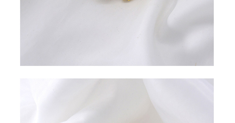 Fashion White Three-dimensional Daisy Crystal Flower Brooch,Korean Brooches