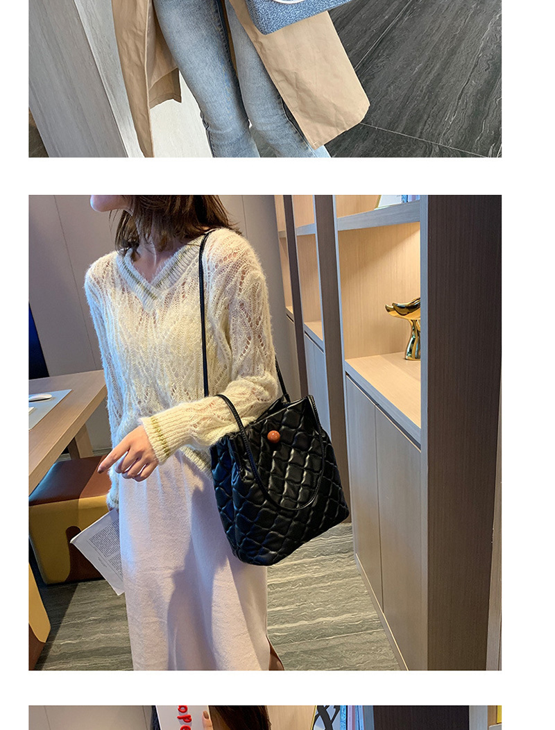 Fashion Blue Round Rhombic Embroidery Line Shoulder Bag,Messenger bags