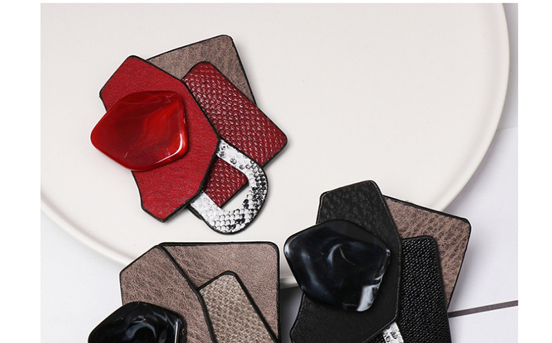 Fashion Brown Geometric Diamond-studded Resin Brooch,Korean Brooches