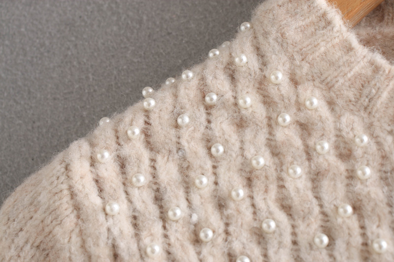 Fashion Creamy-white Solid Color Beaded Sweater Needle,Sweater