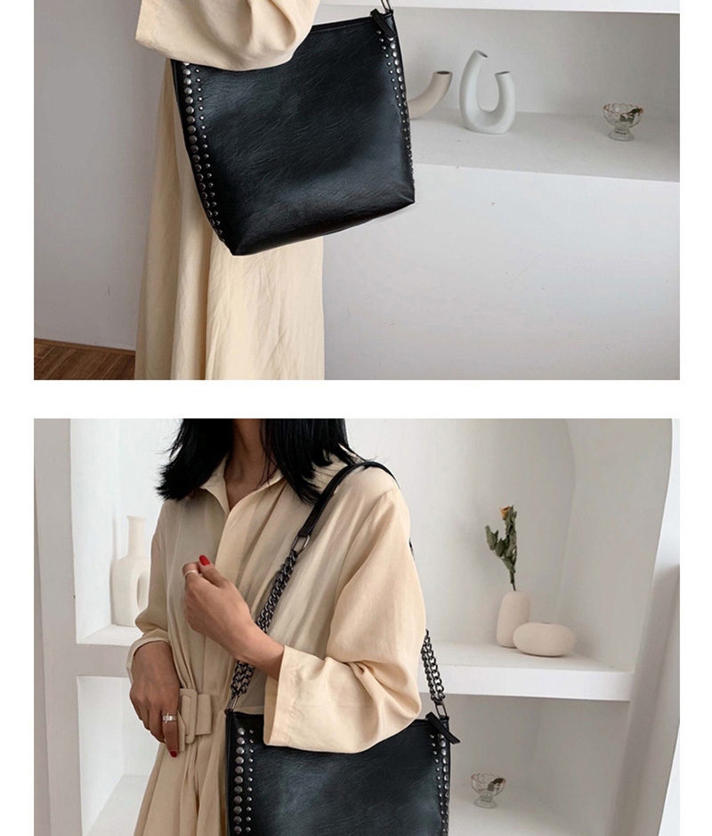 Fashion Black Rivet Chain Shoulder Messenger Bag,Messenger bags
