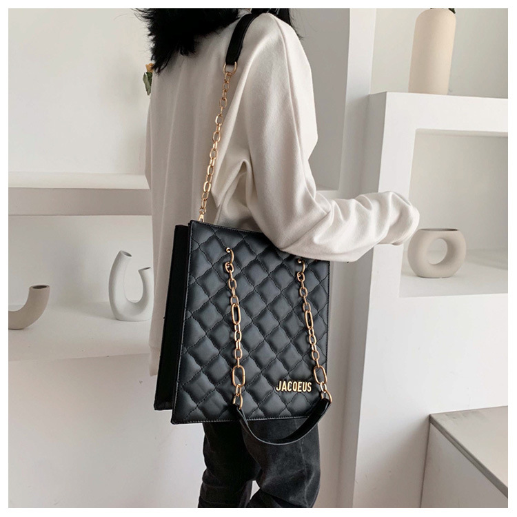 Fashion Black Chain Rhombic Shoulder Bag,Messenger bags