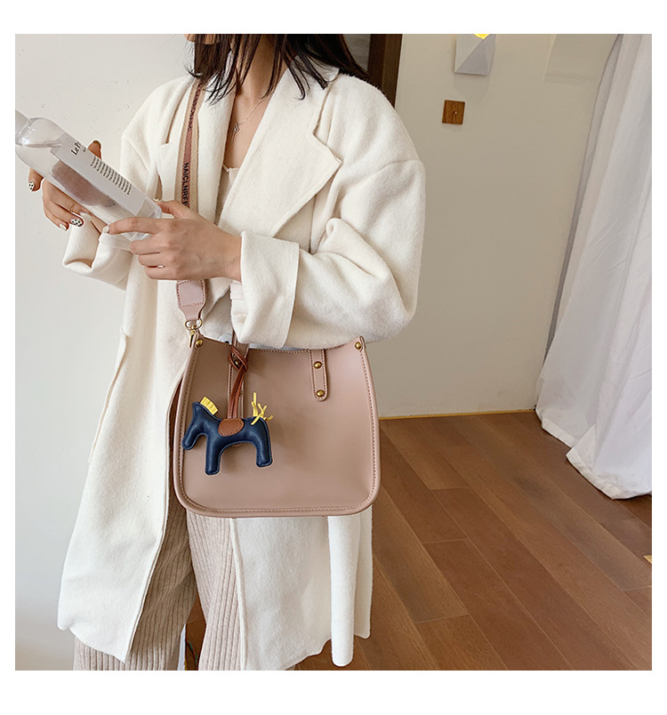 Fashion Khaki Studded Messenger Bag,Handbags