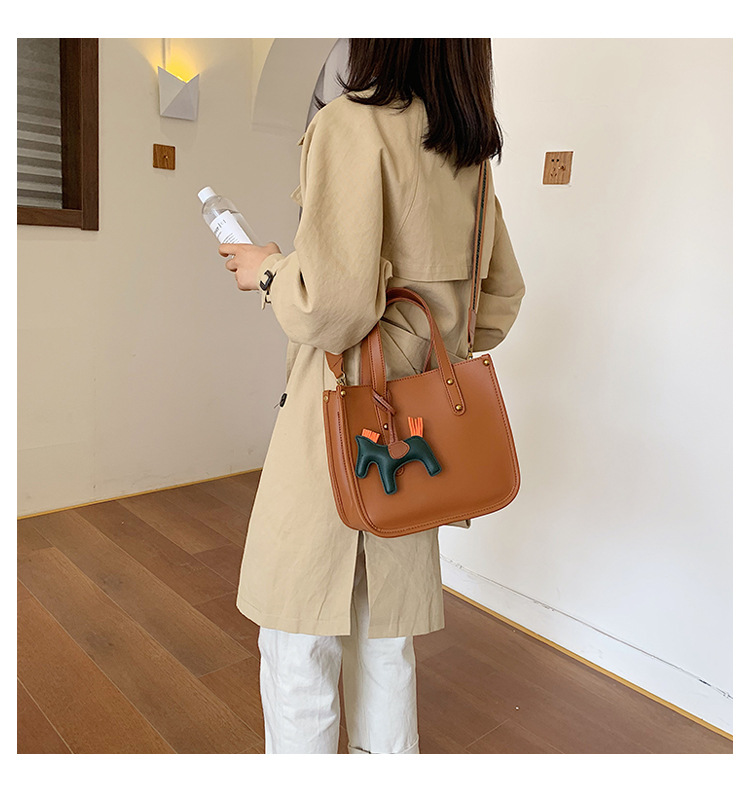 Fashion Khaki Studded Messenger Bag,Handbags