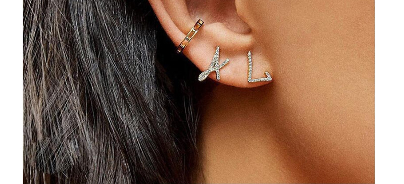 Fashion Golden P Crystal Letter Earrings,Stud Earrings