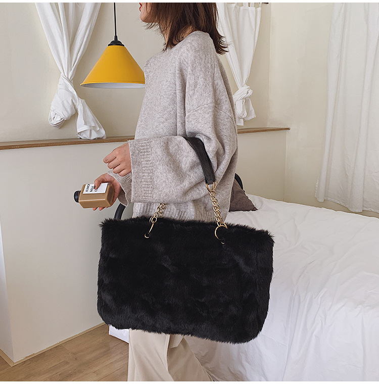 Fashion Black Plush Chain Shoulder Bag,Messenger bags