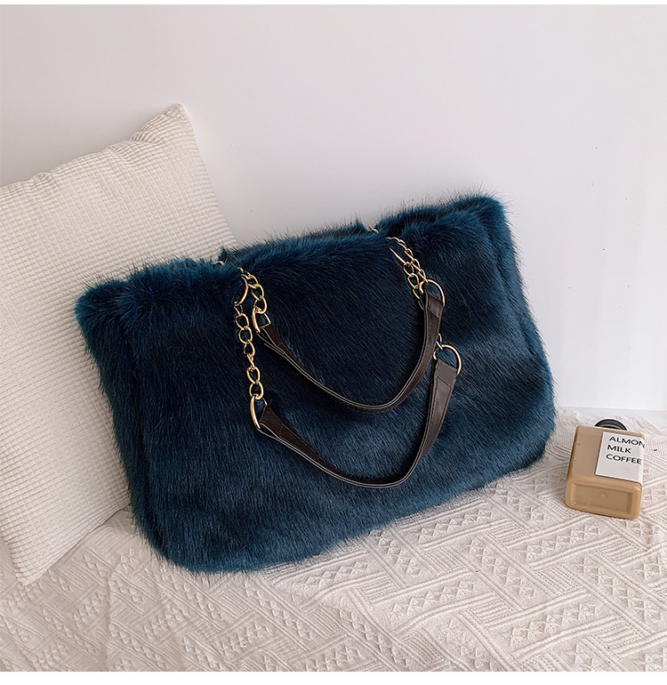 Fashion Blue Plush Chain Shoulder Bag,Messenger bags
