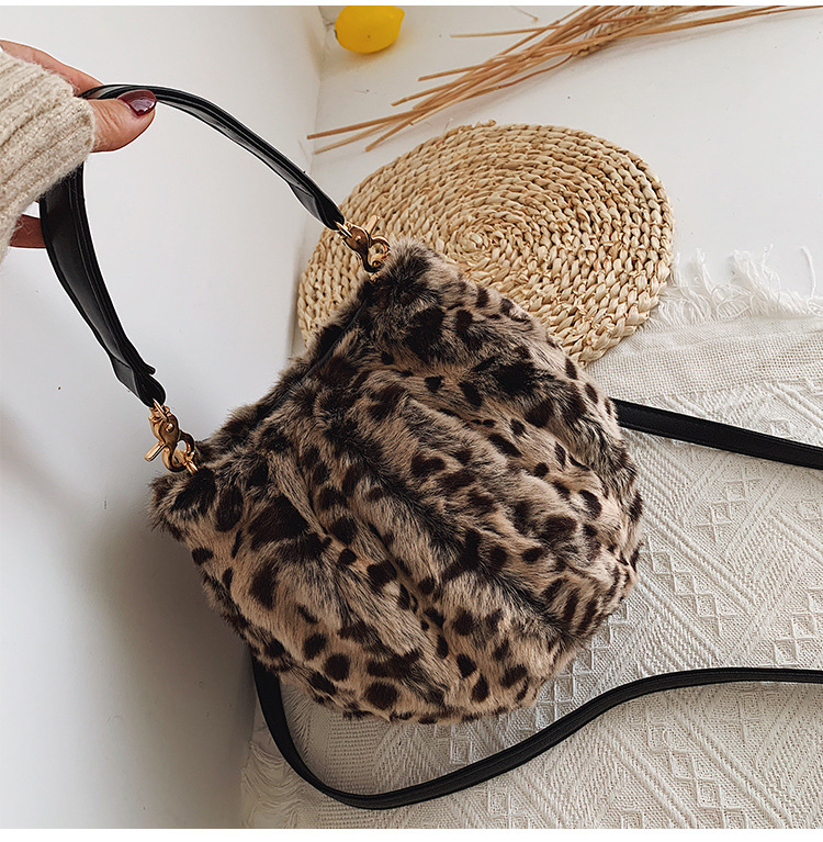 Fashion Flower Ash Stitching Plush Shoulder Bag Shoulder Bag,Handbags
