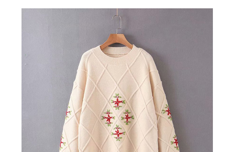 Fashion White Crocheted Flower Sweater,Sweater