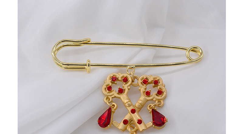 Fashion Gold Geometric Lock Key Pin Chain Brooch,Korean Brooches