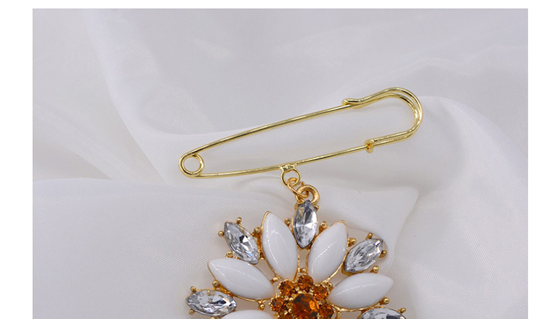 Fashion Gold Big Chrysanthemum,Korean Brooches