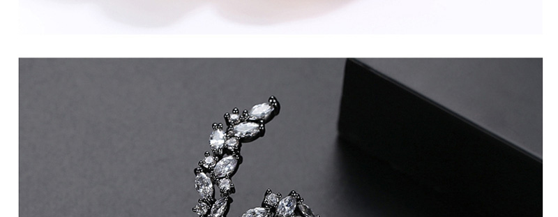 Fashion Gun Black Copper Inlaid Zirconium Opening Ring,Rings
