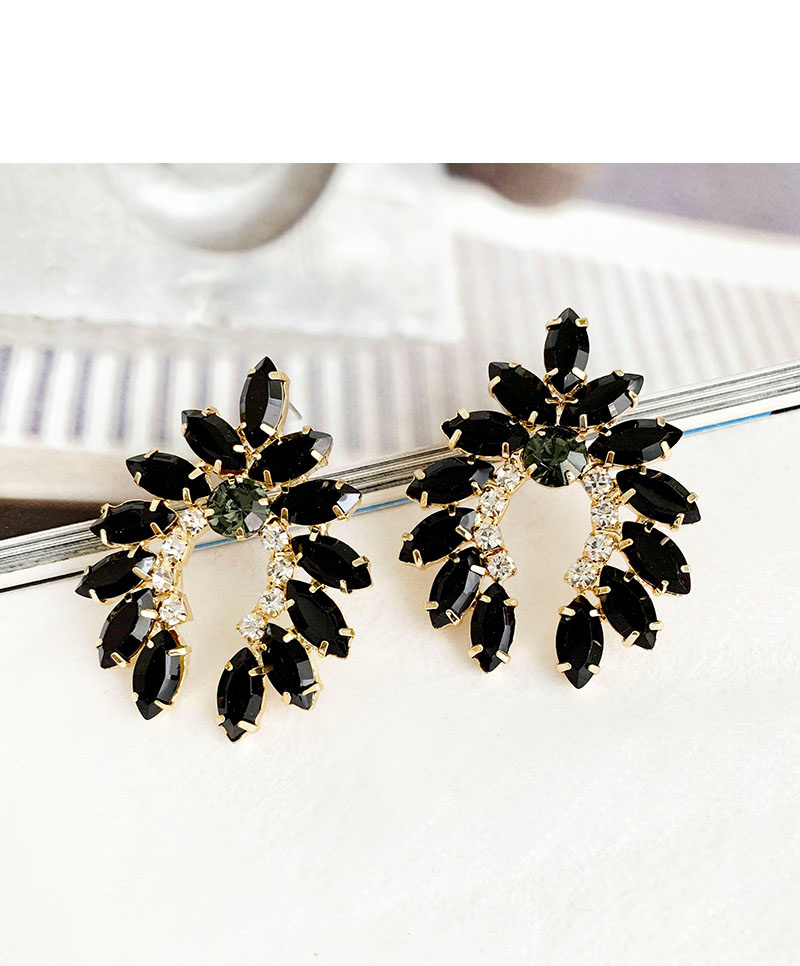 Fashion Black Alloy Diamond Geometric Necklace,Stud Earrings
