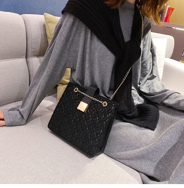 Fashion Black Embroidered Thread Lace Chain Single Shoulder Messenger Bag,Messenger bags