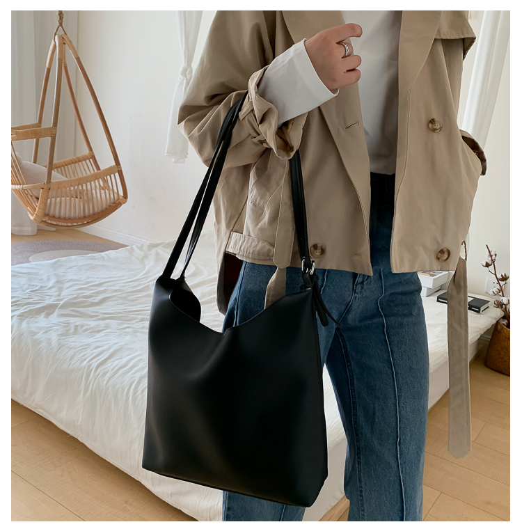 Fashion Black Belt Hand Strap Shoulder Bag,Messenger bags