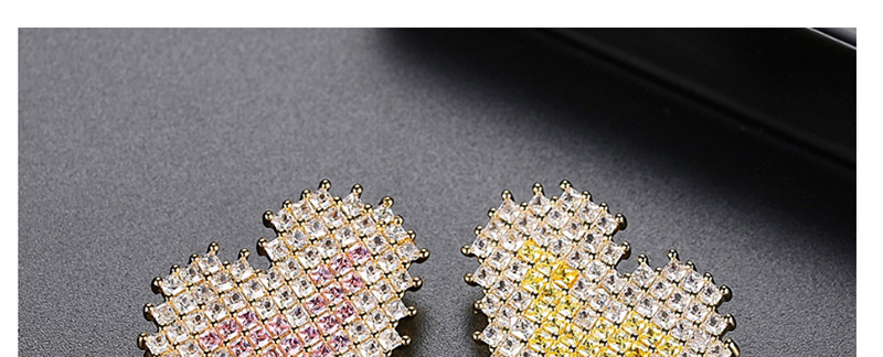 Fashion Yellow Heart-shaped Copper-inlaid Zirconium Brooch,Korean Brooches