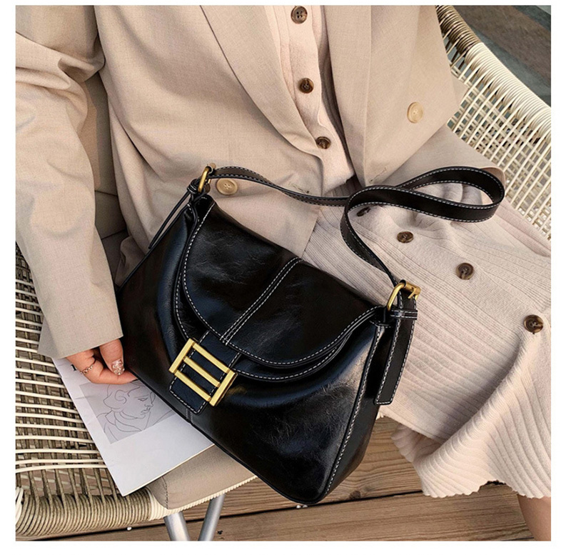 Fashion Black Embroidered Thread Lock Single Shoulder Messenger Bag,Shoulder bags