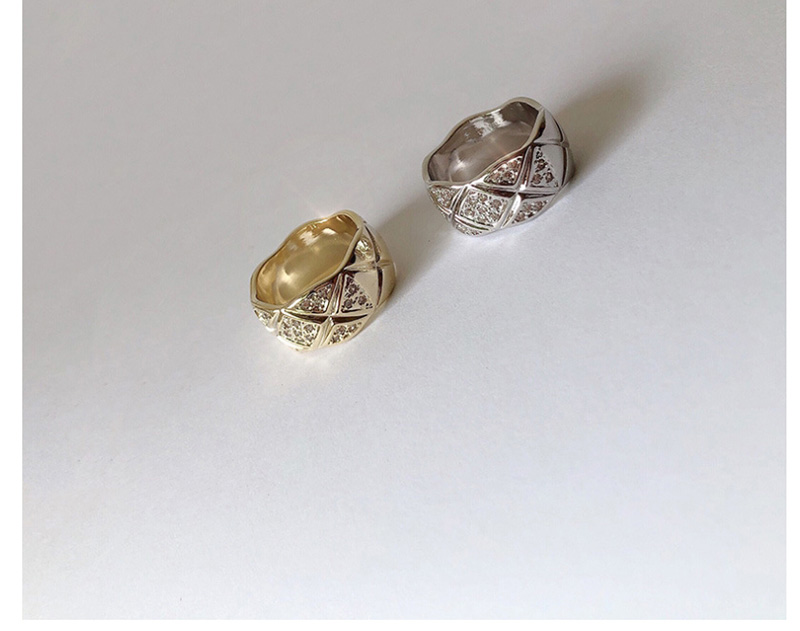 Fashion Wide Gold Wavy Plaid Road Diamond Ring,Fashion Rings