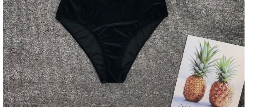 Fashion Black Waist Buckle Metal Chain Shoulder Strap One-piece Swimsuit,One Pieces