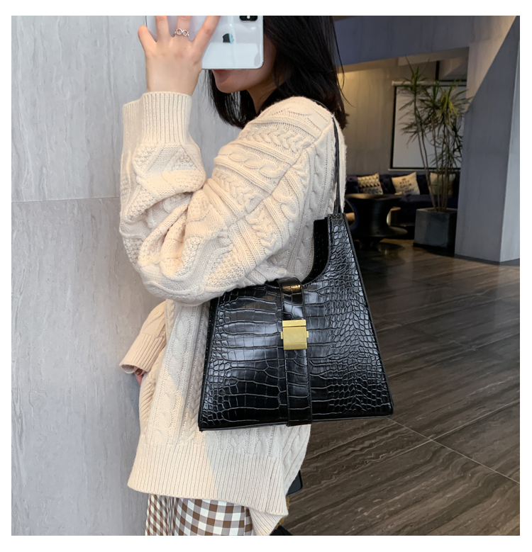 Fashion Black Crocodile Shoulder Bag,Messenger bags
