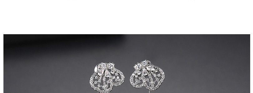 Fashion Platinum Butterfly Copper Inlaid Zirconium Pearl Stud Earrings,Earrings