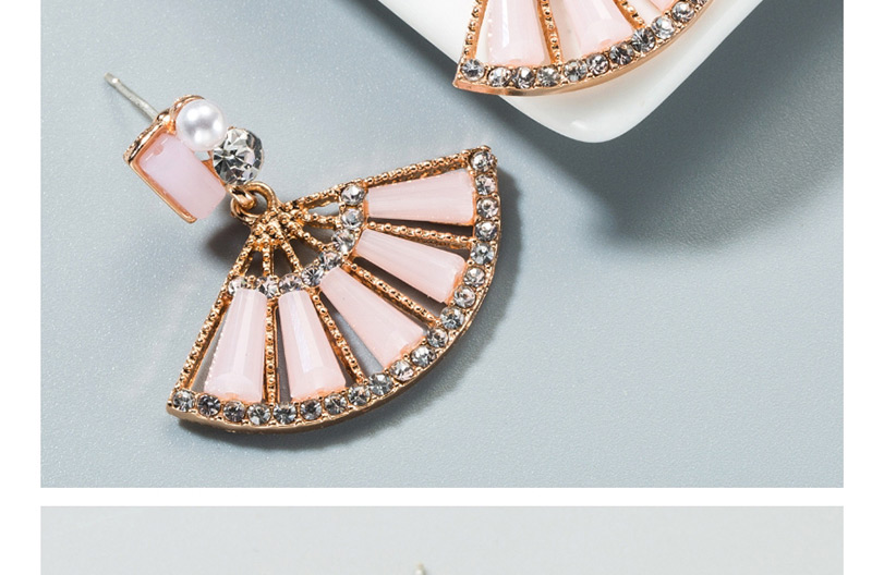 Fashion Pink Scalloped Pearl Rhinestone Pierced Earrings,Drop Earrings