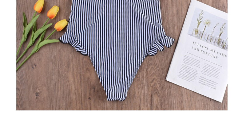 Fashion Black And White Striped Flashing Conjoined Swimwear,One Pieces