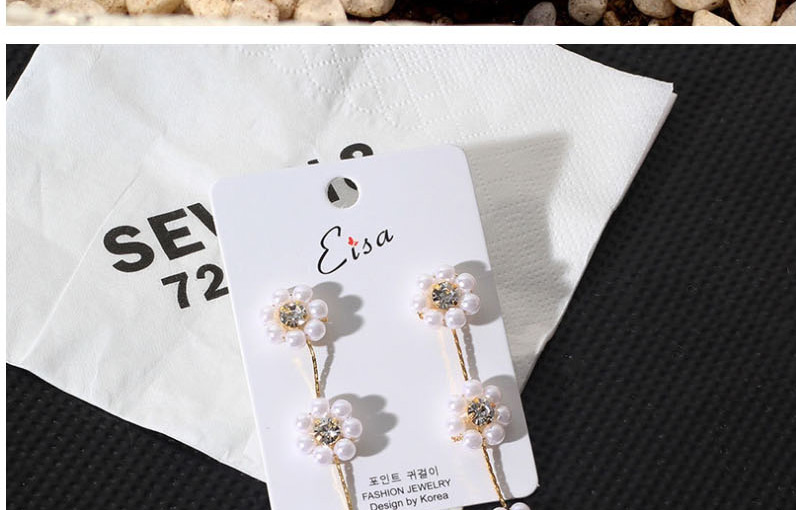Fashion Golden Pearl Studded Flower Stud Earrings,Drop Earrings
