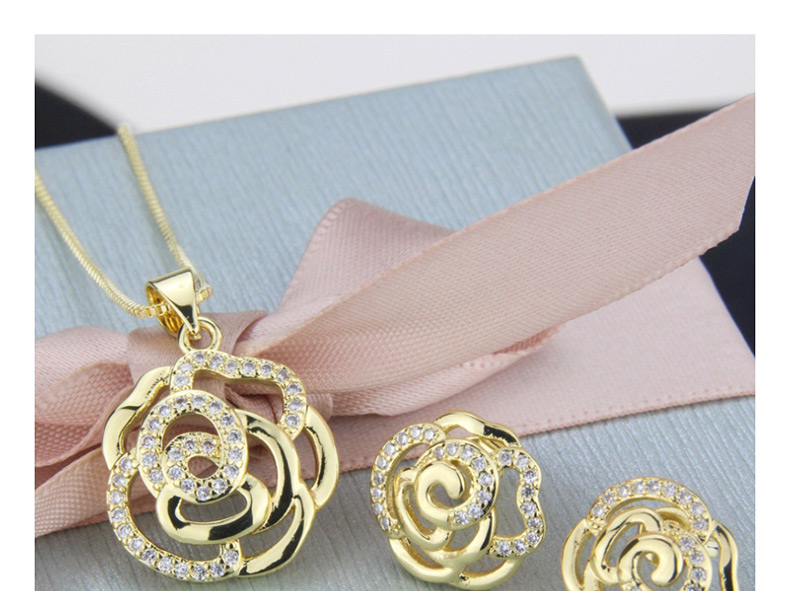 Fashion Gold-plated Rose Ear Stud Necklace Set With Diamonds,Jewelry Set