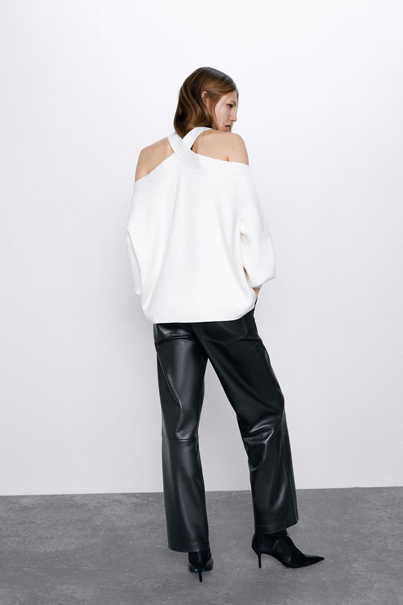 Fashion Black Halter-paneled Off-the-shoulder Loose-fit Sweater,Sweater