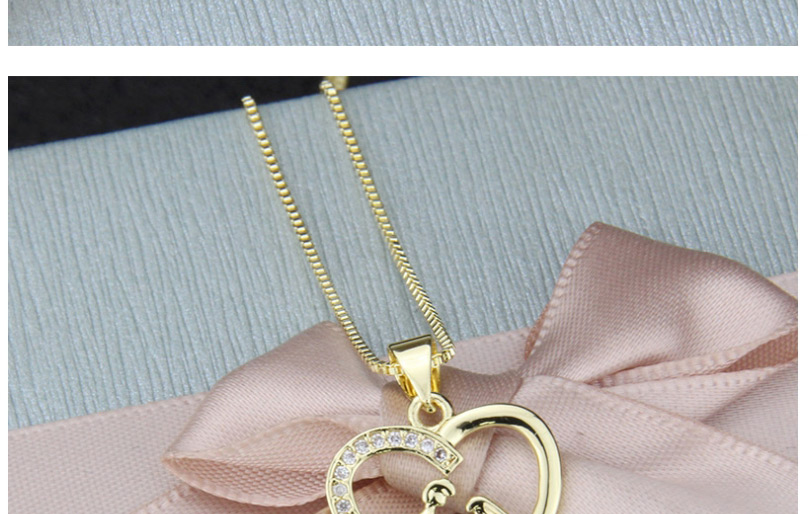 Fashion Gold-plated Love Three-piece Openwork Necklace With Diamonds,Pendants