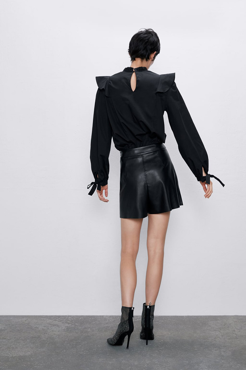 Fashion Black Faux Leather Pleated Short Skirt,Shorts