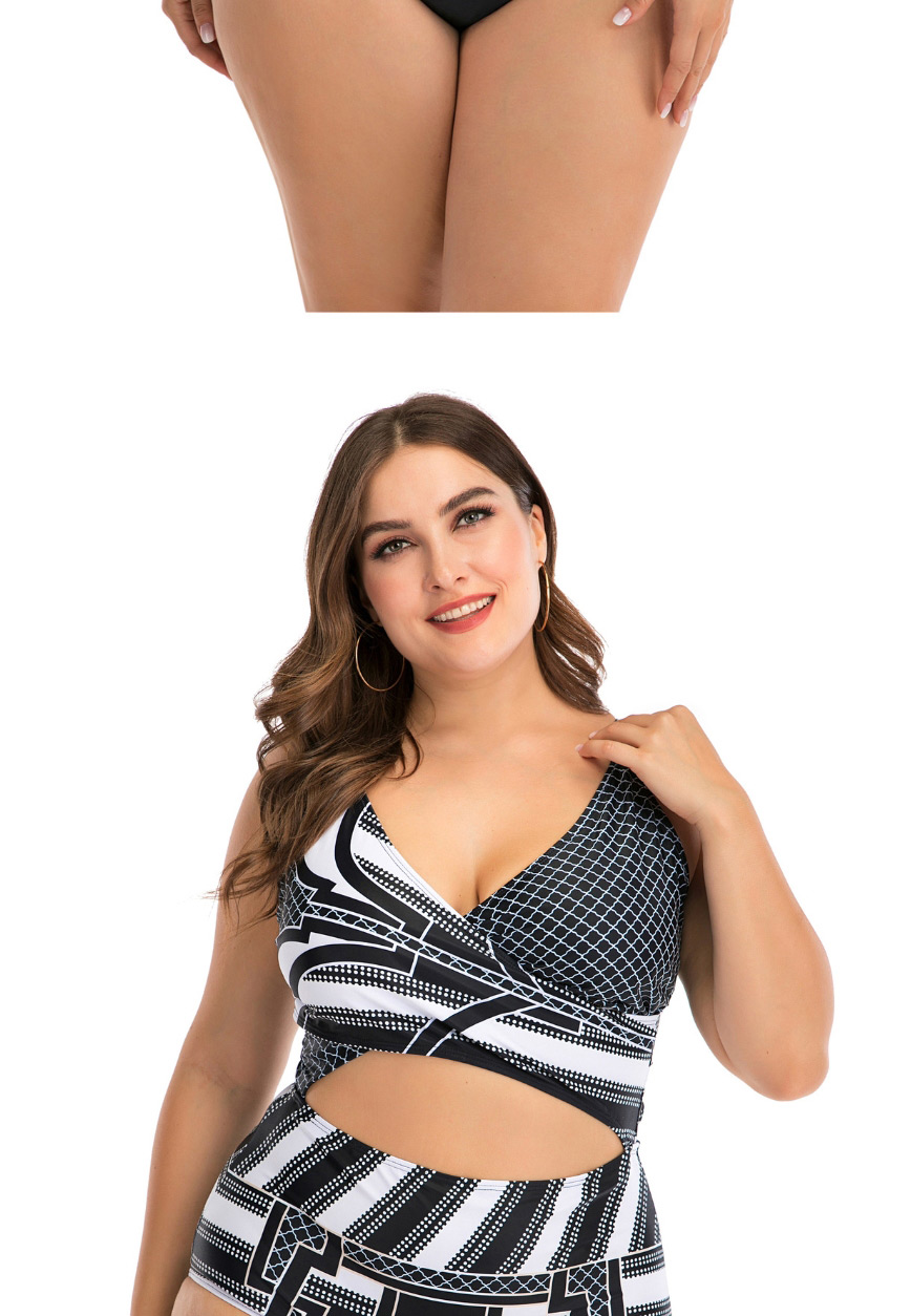 Fashion Black And White Panel Print Cutout Plus Size One-piece Swimsuit,Swimwear Plus Size