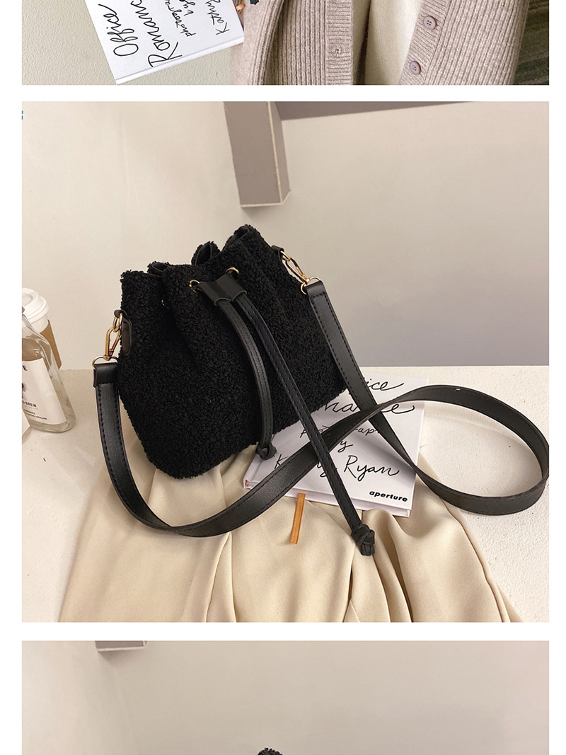 Fashion Black Lambskin Drawstring With One Shoulder Diagonally,Shoulder bags