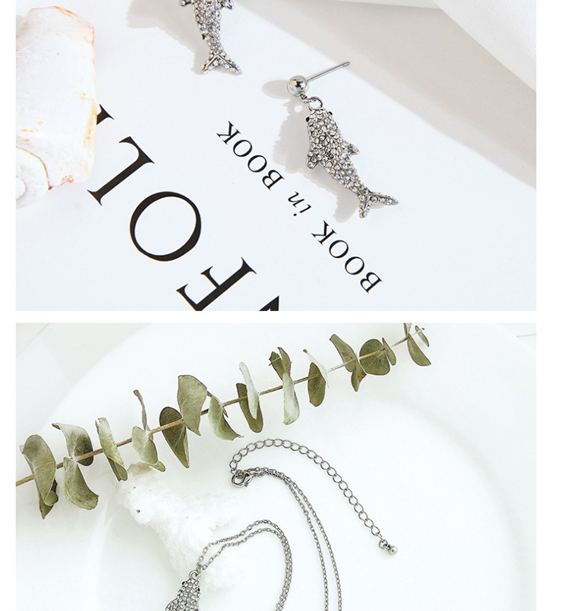 Fashion Silver Diamond Fish Necklace,Pendants