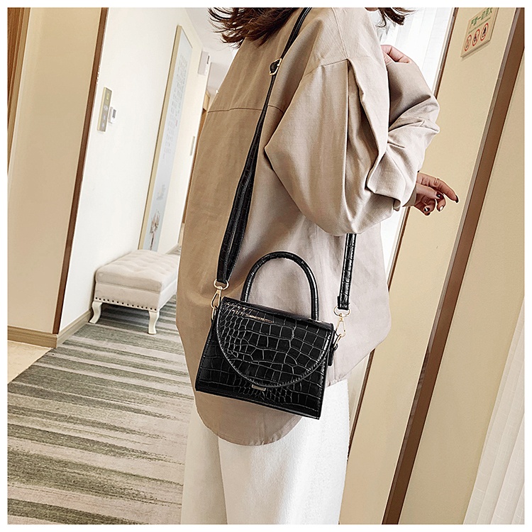 Fashion Light Brown Crocodile Flap Shoulder Crossbody Bag,Handbags