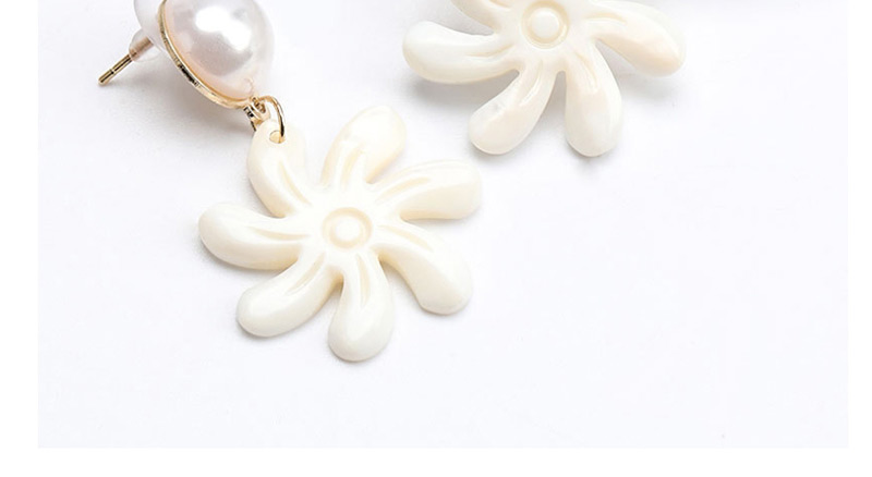 Fashion White Alloy Earrings With Pearl Acetate Acetate Flower,Drop Earrings