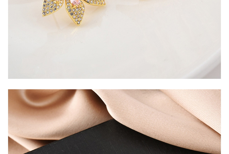 Fashion Yellow Geometric Flower Stud Earrings With Diamonds,Earrings