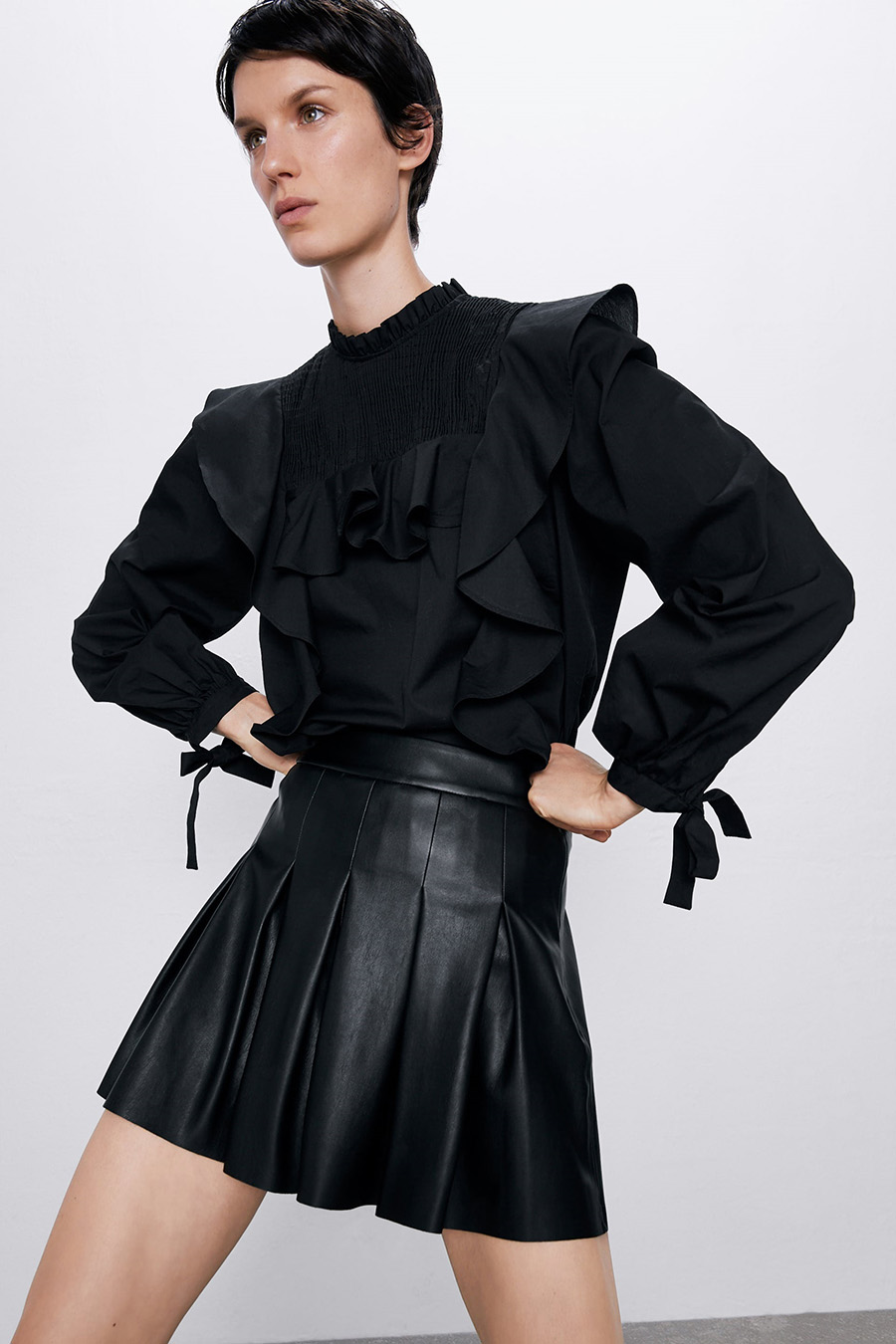 Fashion Black Faux Leather Pleated Short Skirt,Shorts