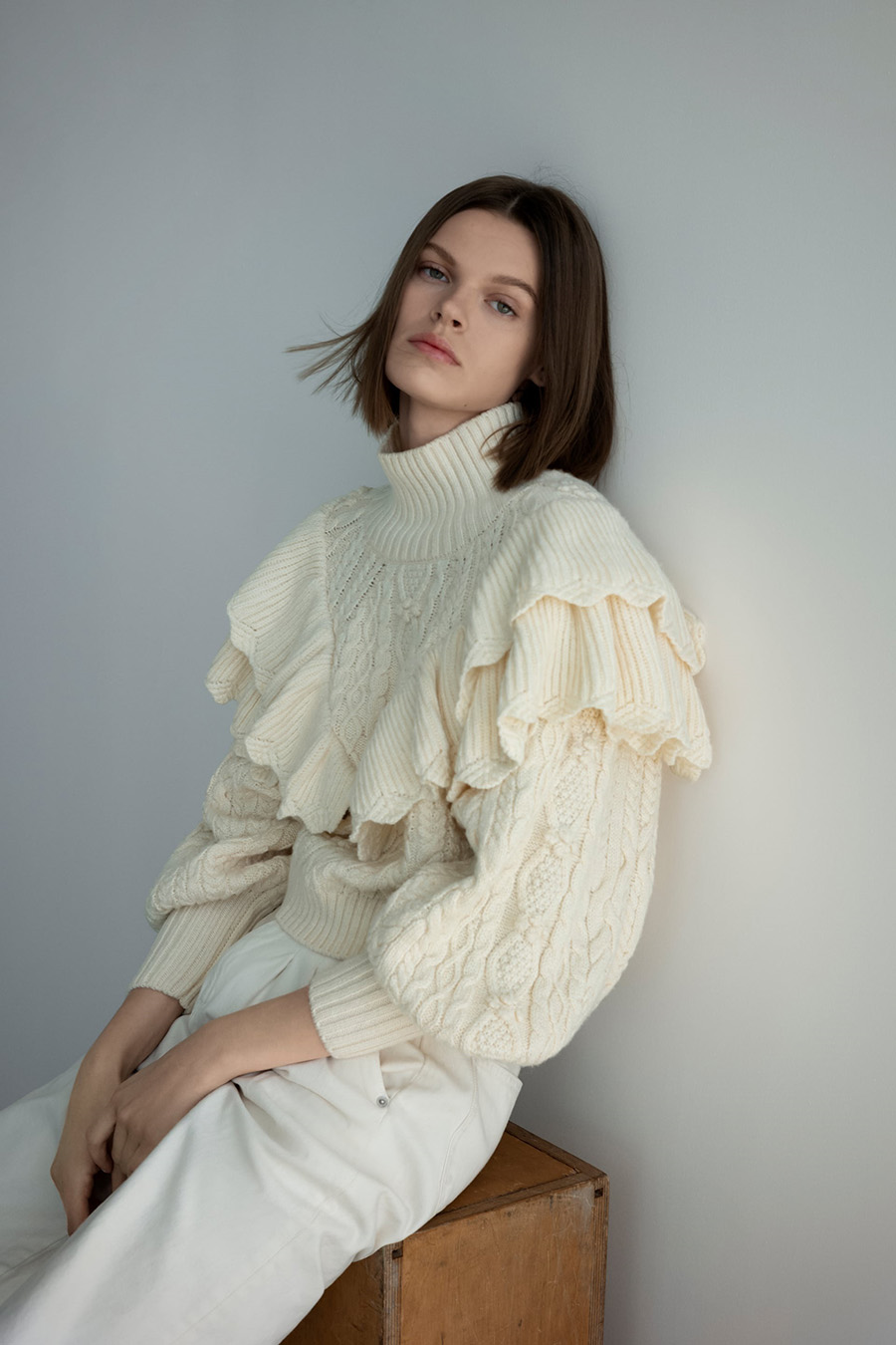 Fashion Khaki Stacked Ruffled Eight-knit Sweater,Sweater