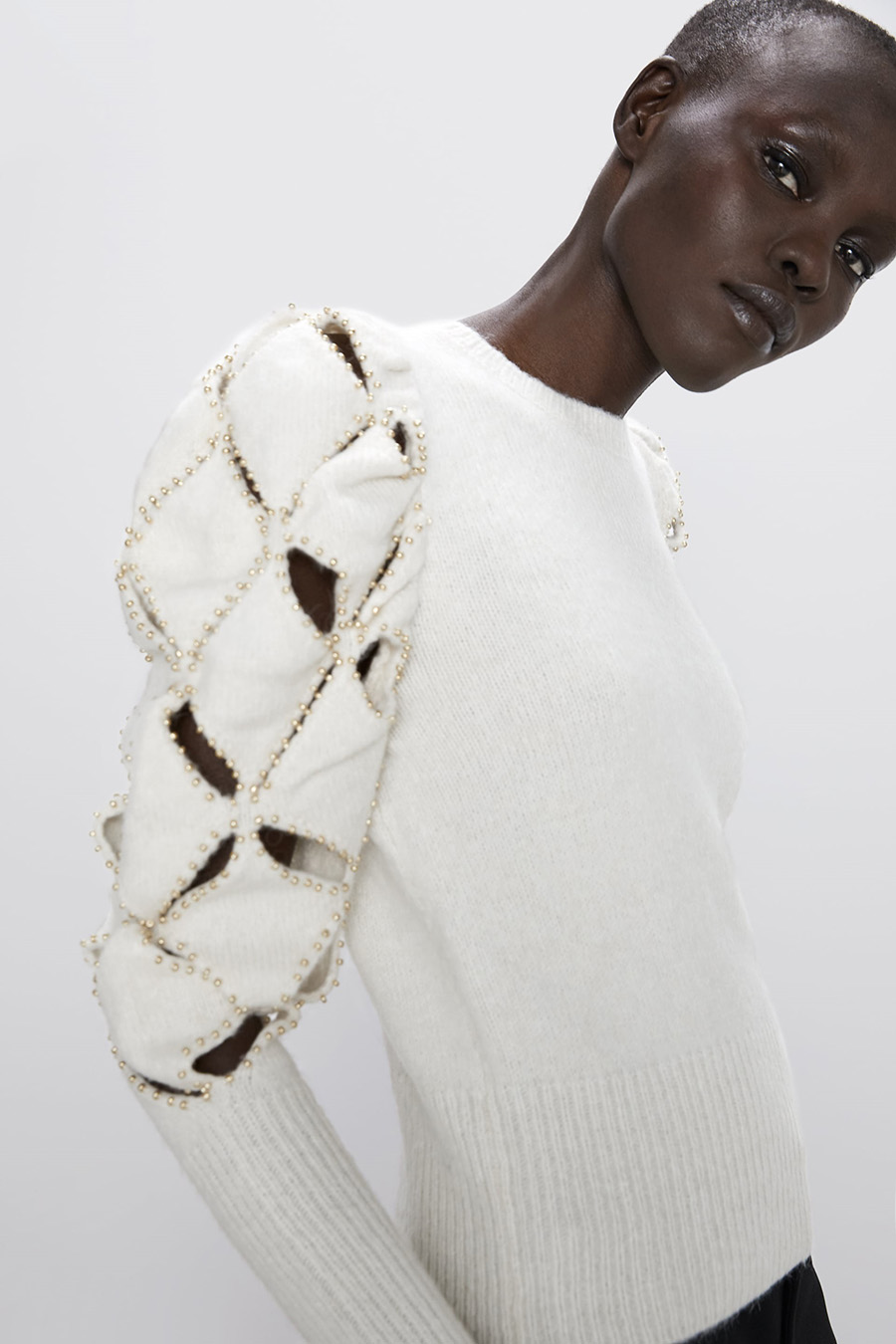 Fashion Creamy-white Hollow Diamond Pattern Round Neck Sweater,Sweater