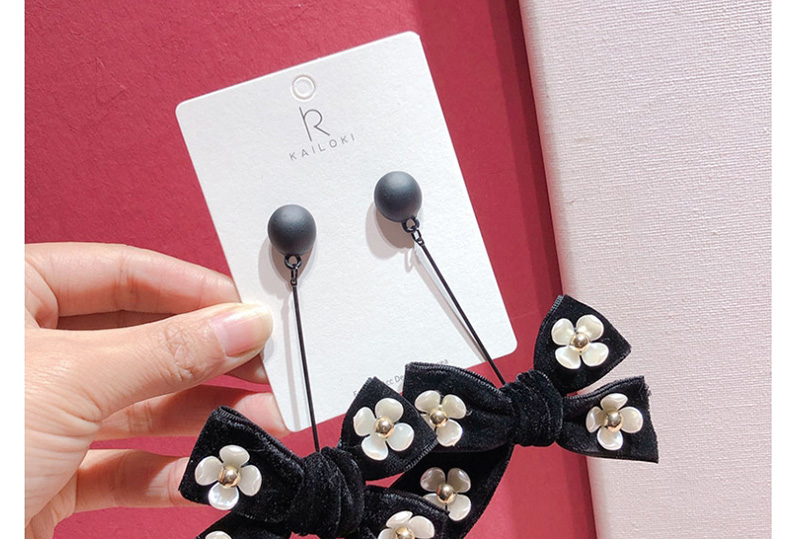 Fashion Black Camellia Velvet Bow Spring Clip,Hairpins