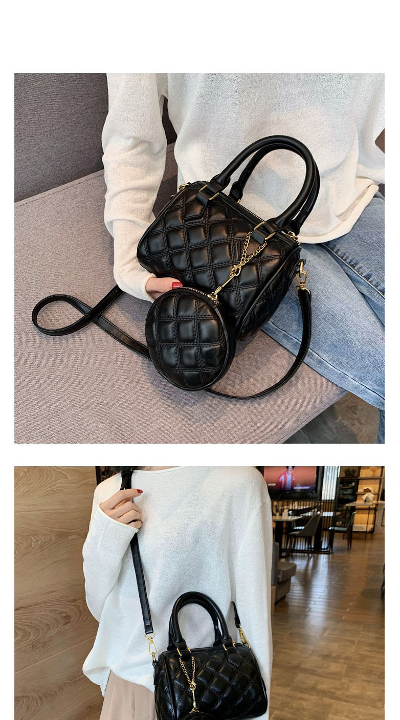 Fashion Black Embroidered Rhombus Single Shoulder Diagonal Mother-in-law,Handbags