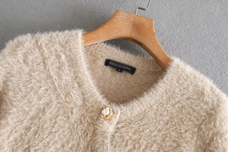 Fashion Khaki Short Coat With Faux Fur And Pearl Buttons,Sweater