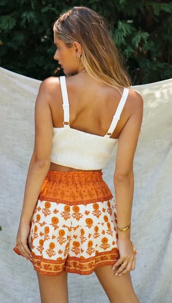 Fashion Orange Tie-print Paneled Elastic Shorts,Shorts