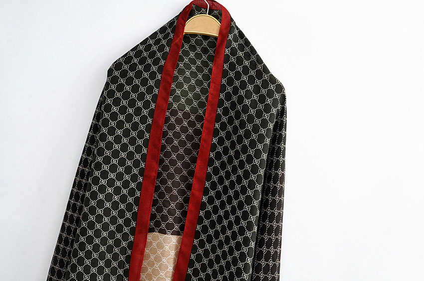 Fashion Red Stitched Contrast Geometric Border Scarf,Thin Scaves