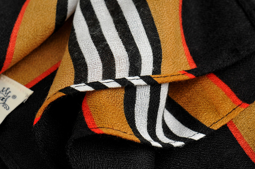 Fashion Black Contrast Vertical Stripes Printed Scarf On Both Sides,Thin Scaves